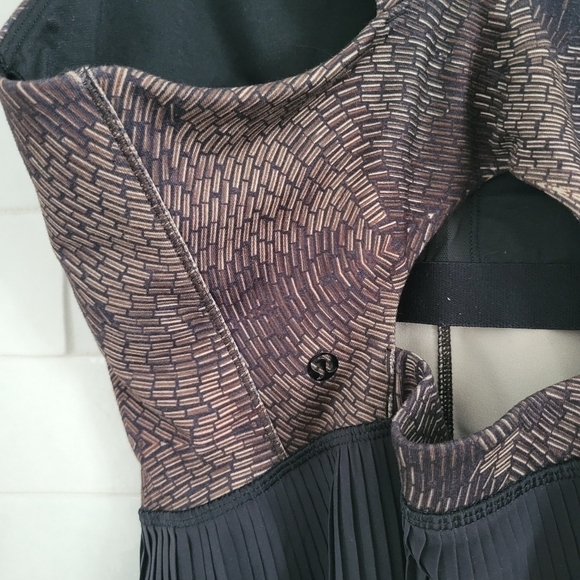 Lululemon City Tank Top Pleated Peplum Golden Godess Cashew Multi Black Brown 8 - Picture 4 of 9